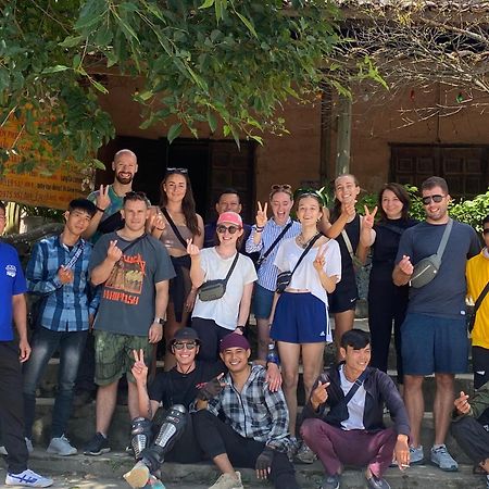 הא גיאנג Nhi'S House & Safari -Motorbike Rental-Tour מראה חיצוני תמונה